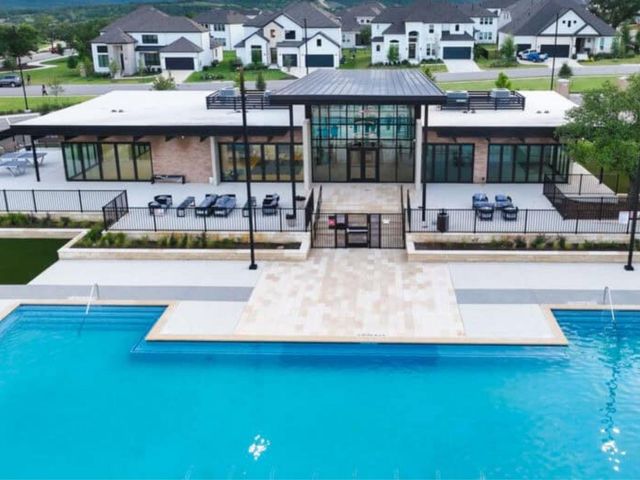 1517 Bardella DR, Leander, TX 78641