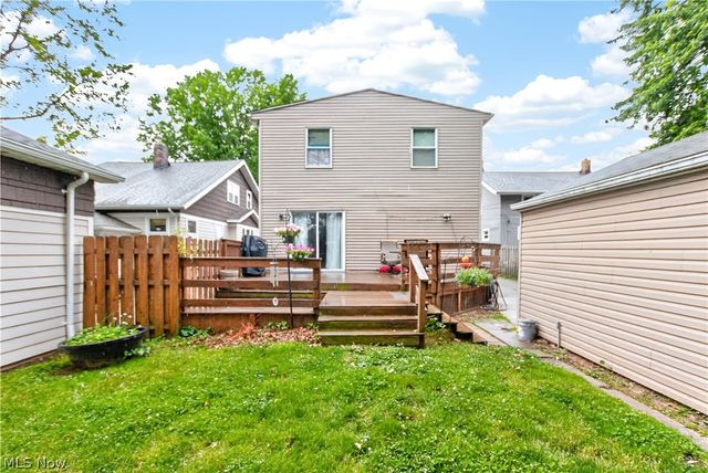 6806 Dartworth Drive, Parma, OH 44129