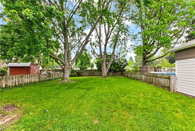 6806 Dartworth Drive, Parma, OH 44129
