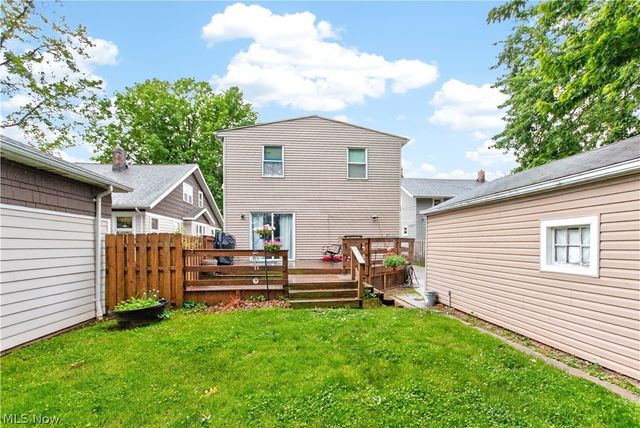 6806 Dartworth Drive, Parma, OH 44129