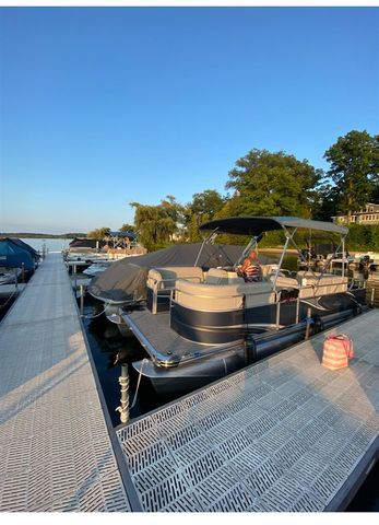 9073 Wabasis Shores Drive, Greenville, MI 48838