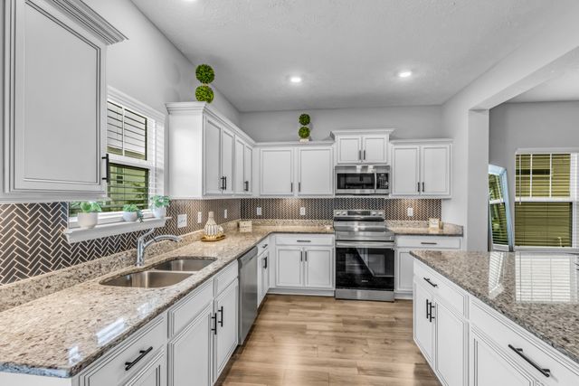 1911 Albarado Trl, Murfreesboro, TN 37128