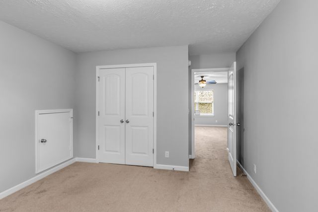1911 Albarado Trl, Murfreesboro, TN 37128