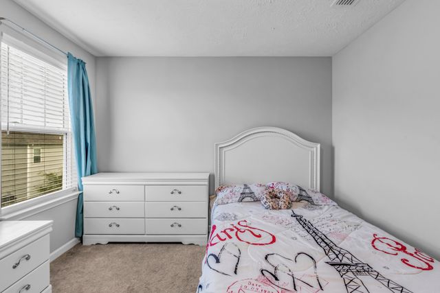 1911 Albarado Trl, Murfreesboro, TN 37128