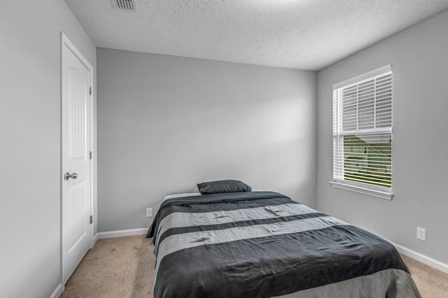 1911 Albarado Trl, Murfreesboro, TN 37128