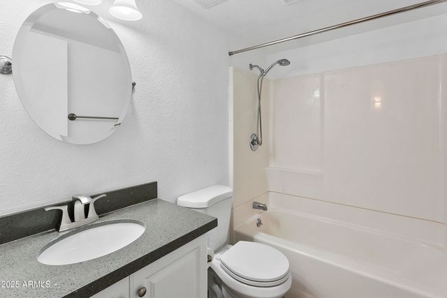 426 E Morrow Drive, Phoenix, AZ 85024