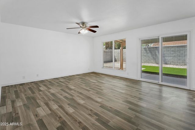 426 E Morrow Drive, Phoenix, AZ 85024