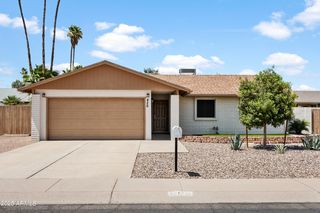 426 E Morrow Drive, Phoenix, AZ 85024