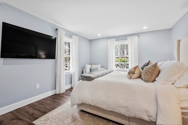 31 Manor Road, Bolton, MA 01740