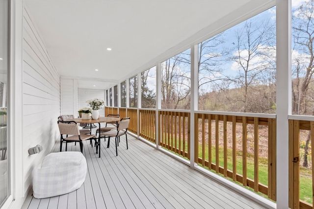 31 Manor Road, Bolton, MA 01740