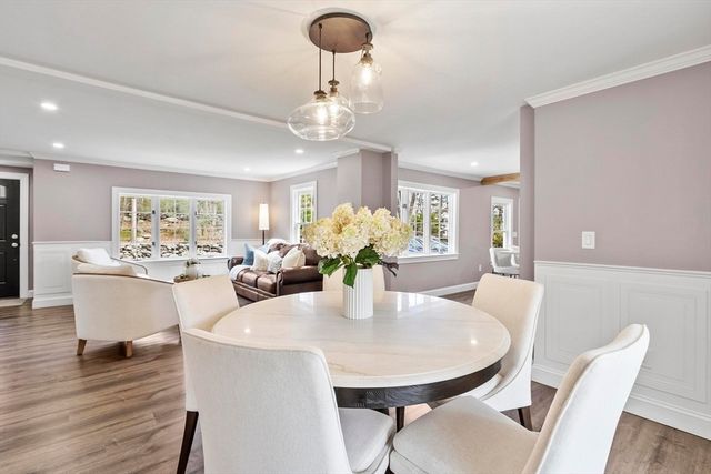 31 Manor Road, Bolton, MA 01740