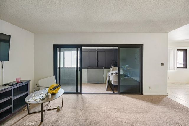 145 W Hillcrest Boulevard, Inglewood, CA 90301