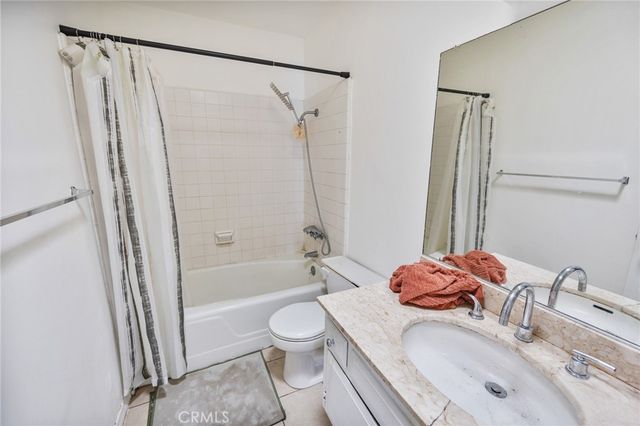 145 W Hillcrest Boulevard, Inglewood, CA 90301