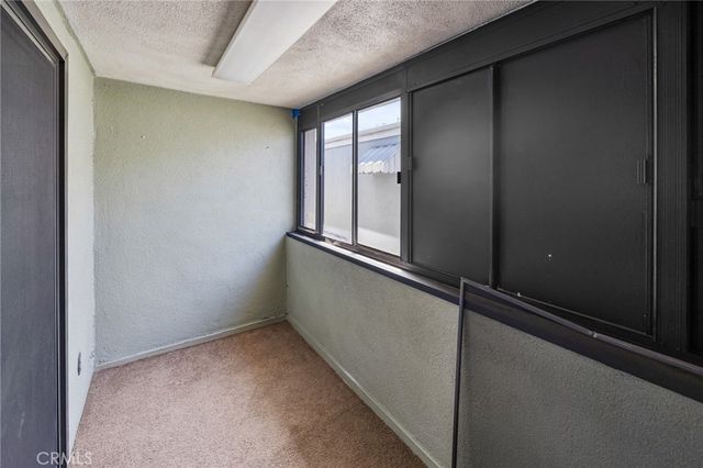 145 W Hillcrest Boulevard, Inglewood, CA 90301