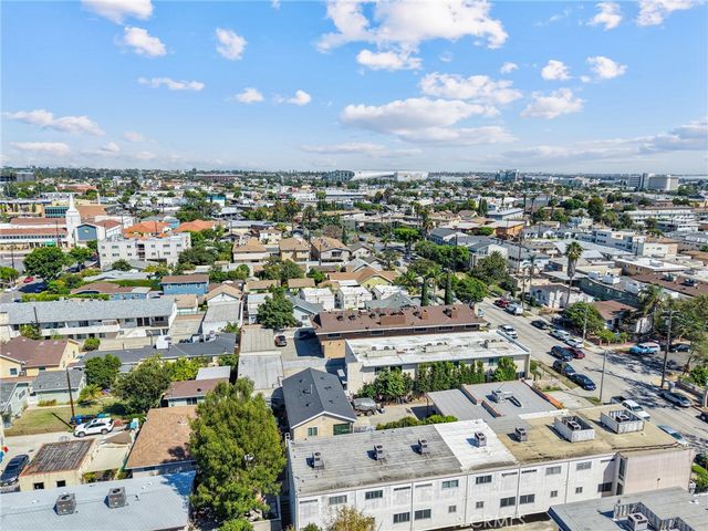 145 W Hillcrest Boulevard, Inglewood, CA 90301