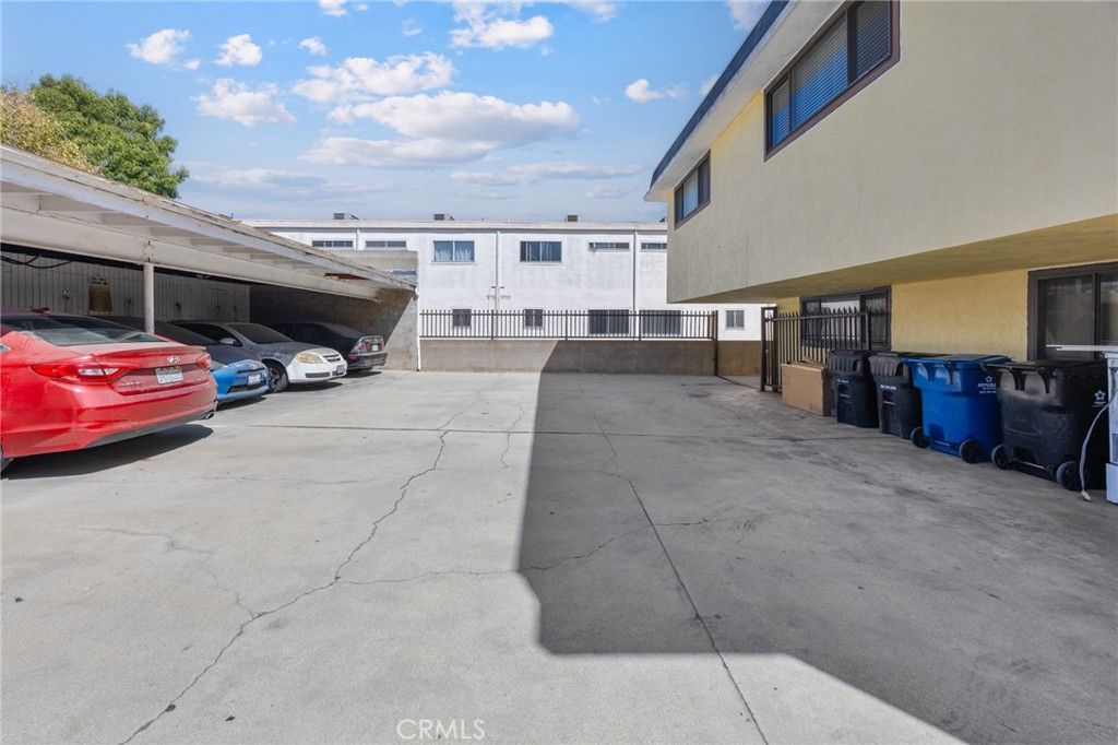 145 W Hillcrest Boulevard, Inglewood, CA 90301 — photo 4