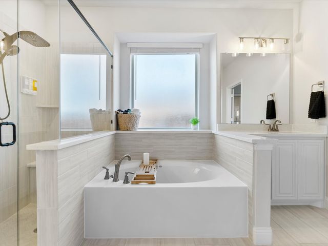 1032 Cedar River Drive, Godley, TX 76044