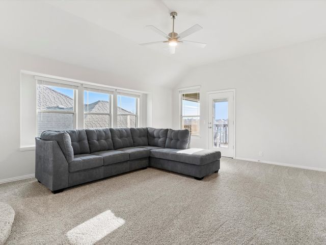 1032 Cedar River Drive, Godley, TX 76044