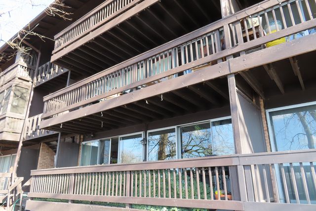 5543 E Lake Drive A, Lisle, IL 60532