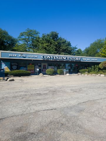 5543 E Lake Drive A, Lisle, IL 60532