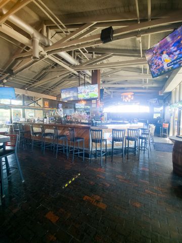 5543 E Lake Drive A, Lisle, IL 60532