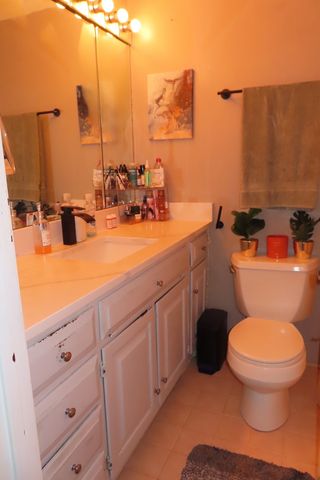 5543 E Lake Drive A, Lisle, IL 60532