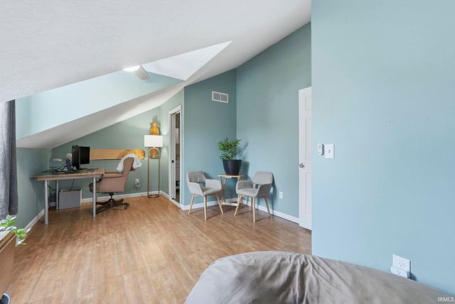 3302 McArthur Drive, Fort Wayne, IN 46809