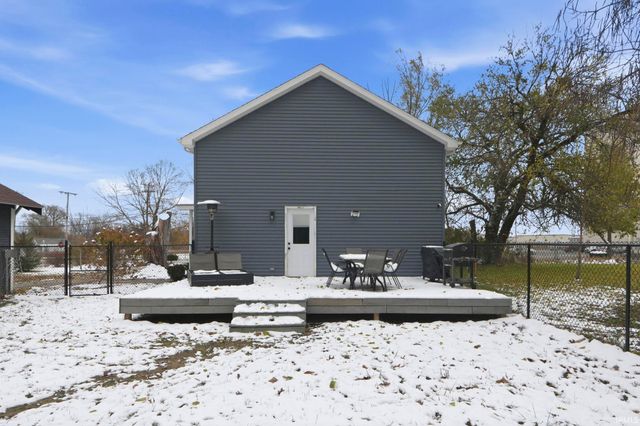 3302 McArthur Drive, Fort Wayne, IN 46809