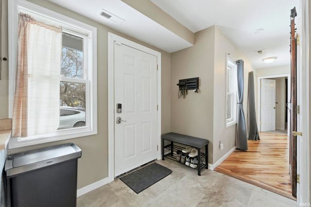 3302 McArthur Drive, Fort Wayne, IN 46809