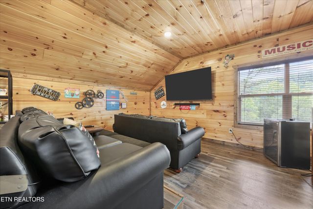 3169 Bear Mountain Lane, Sevierville, TN 37876