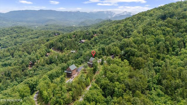 3169 Bear Mountain Lane, Sevierville, TN 37876