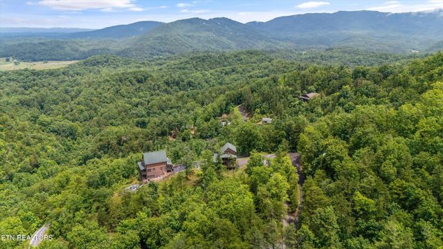3169 Bear Mountain Lane, Sevierville, TN 37876