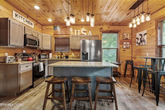 3169 Bear Mountain Lane, Sevierville, TN 37876