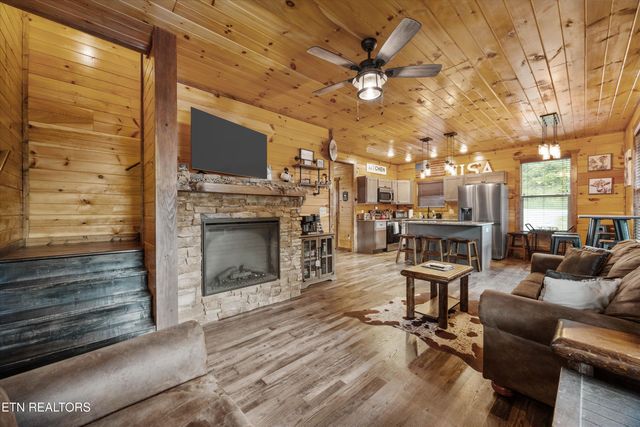 3169 Bear Mountain Lane, Sevierville, TN 37876