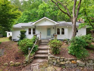 24 Piney Ridge Mountain Road, Zirconia, NC 28790