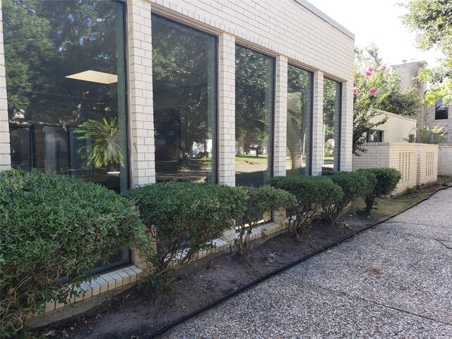 10738 Villa Lea Lane, Houston, TX 77071