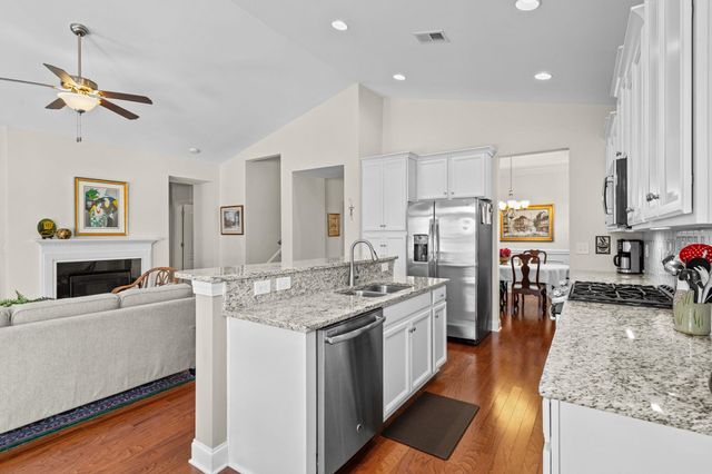 143 E Covington Dr., Myrtle Beach, SC 29579