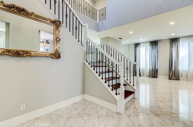 8 Zinnia, Irvine, CA 92618