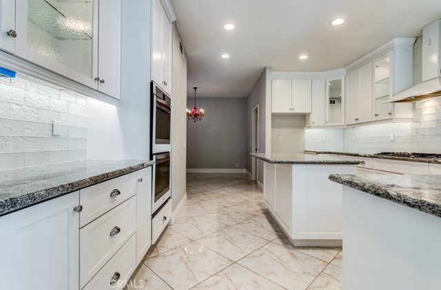 8 Zinnia, Irvine, CA 92618