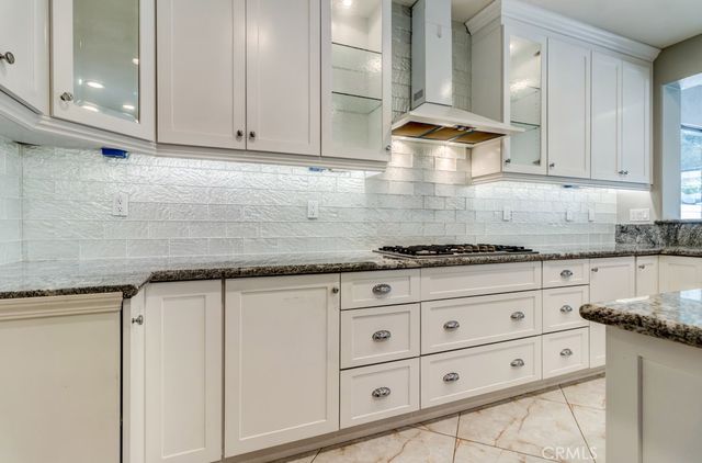 8 Zinnia, Irvine, CA 92618