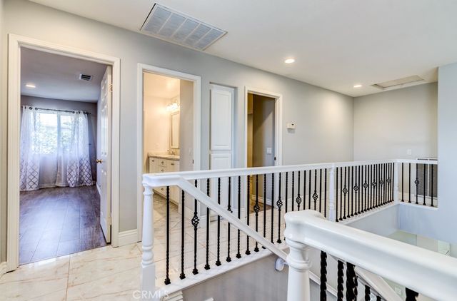 8 Zinnia, Irvine, CA 92618