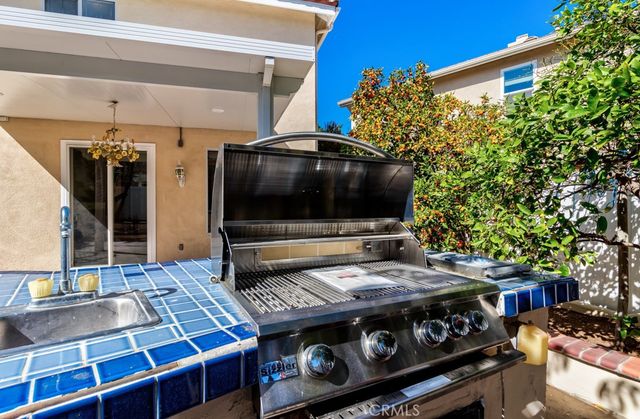 8 Zinnia, Irvine, CA 92618