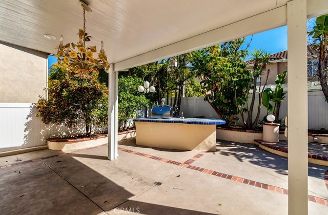 8 Zinnia, Irvine, CA 92618