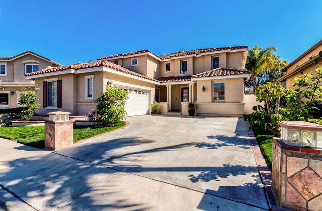 8 Zinnia, Irvine, CA 92618