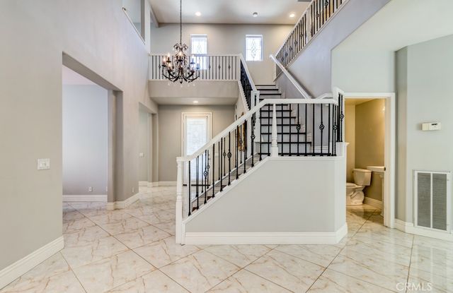 8 Zinnia, Irvine, CA 92618