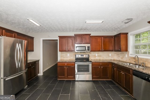7895 Waterwheel Way, Jonesboro, GA 30238