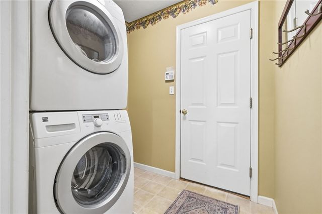 6855 Stephanie Ct, Murrysville, PA 15626