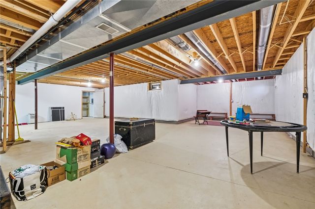 6855 Stephanie Ct, Murrysville, PA 15626