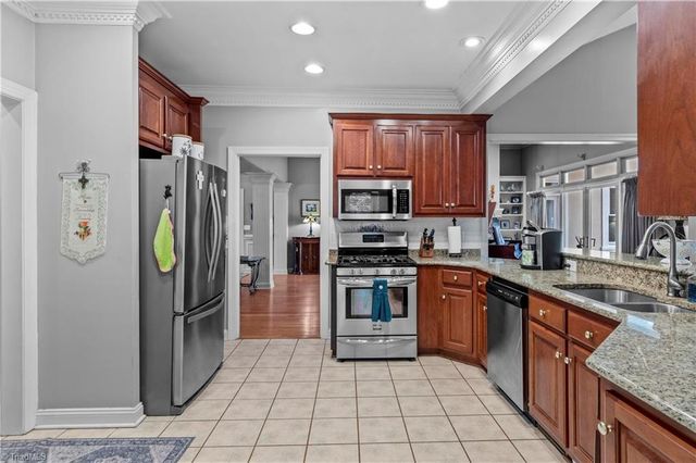 108 Candor Oaks, New London, NC 28127