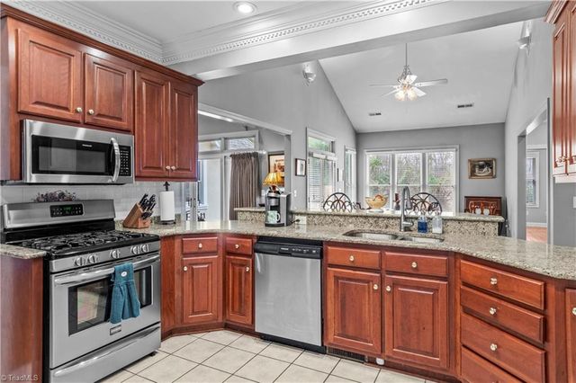 108 Candor Oaks, New London, NC 28127